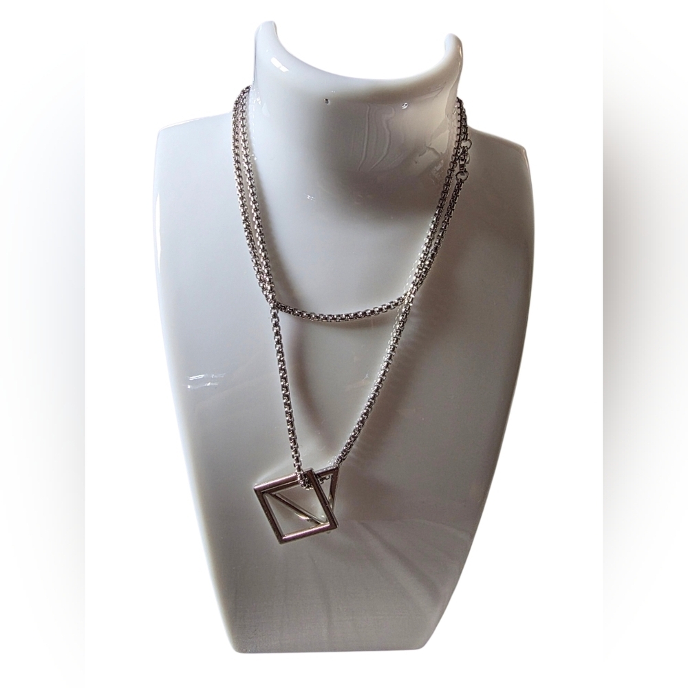New Stainless Steel Geometric Pendant Necklace Triangle/square - Picture 2 of 5
